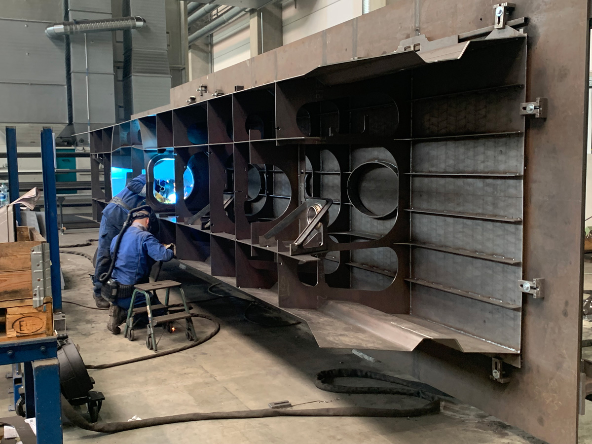 steelutions-unsere-produktionshalle